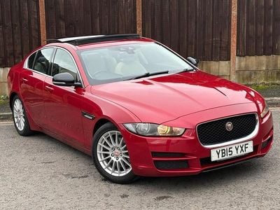 Used Jaguar XE Prestige 163 HP (119 kW) 2015 Red Sedan