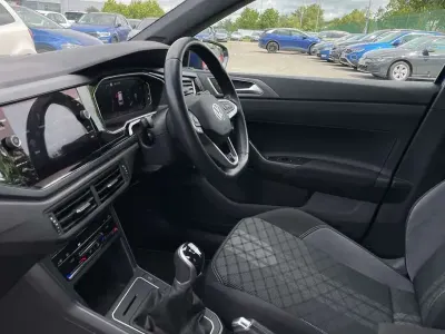 Used VW Polo R-line 95 HP (69 kW) 2023 Blue Hatchback