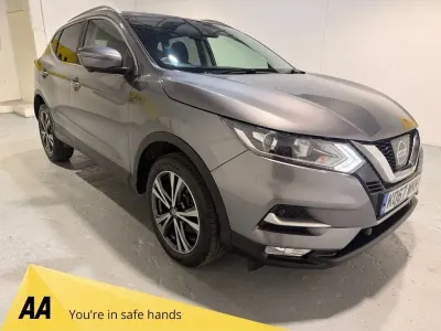 Used Nissan Qashqai N-Connecta 110 HP (80 kW) 2018 Grey SUV