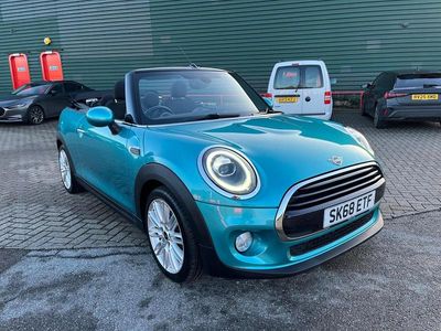 Begagnad Mini Cooper Cabriolet 2018 Turkos Cab