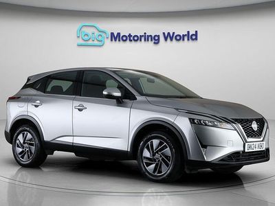 Used Nissan Qashqai Acenta Premium 140 HP (102 kW) 2023 Silver SUV
