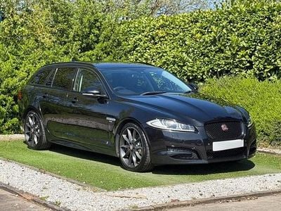Usado Jaguar XF Sportbrake R-Sport 200 HP (147 kW) 2015 Preto Carrinha