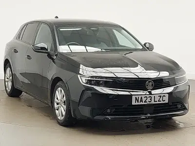 Gebraucht Vauxhall Astra Design Edition 110 PS (80 kW) 2023 Schwarz Kleinwagen