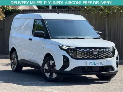 New Ford Transit Trend 100 kW (136 HP) 2025 White Van