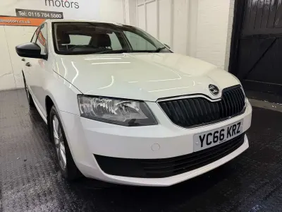 Used Skoda Octavia 115 HP (84 kW) 2016 White Estate
