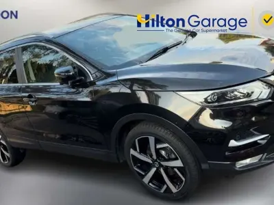 Begagnad Nissan Qashqai N-Motion 2021 Svart SUV