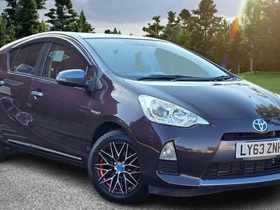 Toyota Yaris Hybrid