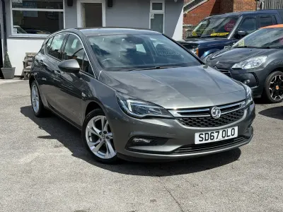 Used Vauxhall Astra SRi 150 HP (110 kW) 2017 Grey Hatchback