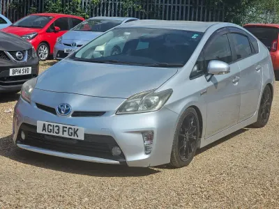 Used Toyota Prius 2013 Silver Hatchback