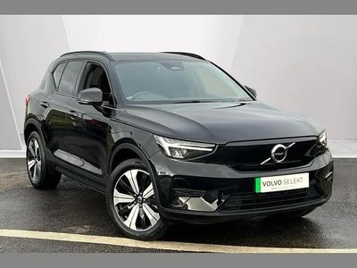 Black Used 2022 Volvo XC40 Core SUV | £20,950 (Fair price)