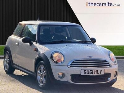 Begagnad Mini ONE Hatch 98 HK (72 kW) 2011 Vit Halvkombi
