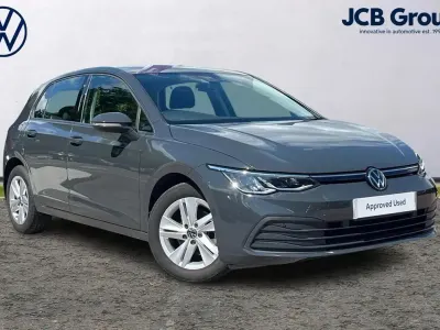 Used VW Golf VIII Life 128 HP (94 kW) 2024 Grey Hatchback