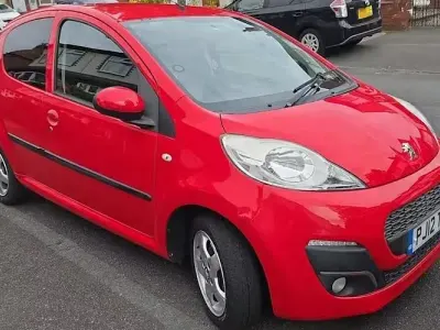 Used Peugeot 107 Allure 68 HP (50 kW) 2014 Hatchback