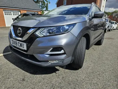 Used Nissan Qashqai N-Connecta 115 HP (84 kW) 2018 Grey SUV