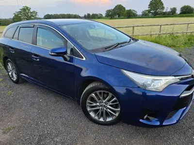 Used Toyota Avensis