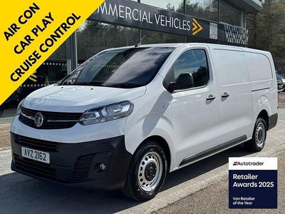 Used Vauxhall Vivaro 100 HP (73 kW) 2022 White MPV