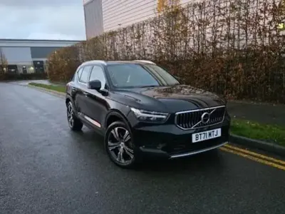 Used Volvo XC40 Inscription 211 HP (155 kW) 2021 Black SUV