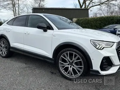 Used Audi Q3 Advanced 150 HP (110 kW) 2019 White SUV