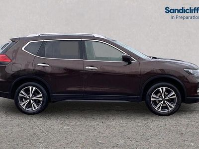 Used Nissan X-Trail N-Connecta 163 HP (119 kW) 2017 Beige SUV