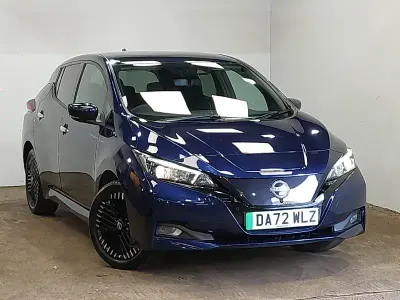 Usado Nissan Leaf N-Connecta 110 kW (150 HP) 2022 Azul Citadino