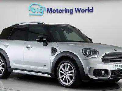 Usado Mini Cooper D Sport 150 HP (110 kW) 2020 Citadino