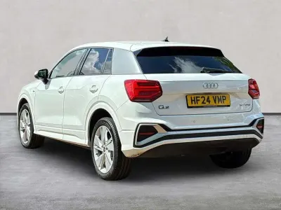 Used Audi Q2 S-Line 110 HP (80 kW) 2024 White SUV