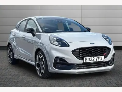 Usado Ford Puma ST 200 CV (147 kW) 2022 Gris SUV