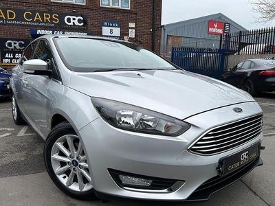 Begagnad Ford Focus Titanium 120 HK (88 kW) 2016 Silver Halvkombi