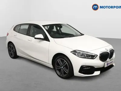 Usado BMW 118 Sport Line 2023 Branco Citadino