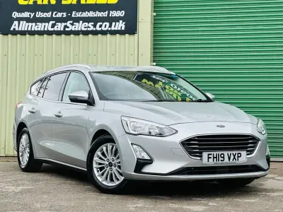 Used Ford Focus Titanium 125 HP (91 kW) 2019 Silver Estate