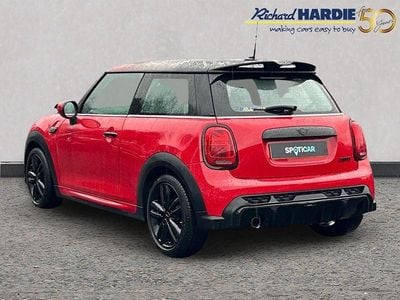 Used Mini Cooper Hatch 134 HP (98 kW) 2023 Red Hatchback