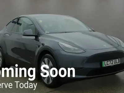Begagnad Tesla Model Y Long Range AWD 282 kW (384 HK) 2022 Grå SUV