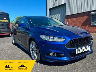 Used Ford Mondeo Titanium 2015 Blue Hatchback