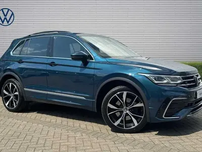 Used VW Tiguan R-line 245 HP (180 kW) 2023 Blue SUV