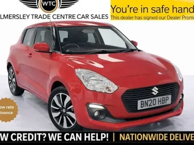 Begagnad Suzuki Swift SZ-T 90 HK (66 kW) 2020 Röd Halvkombi