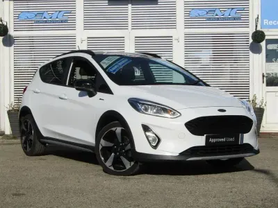 Używany Ford Fiesta Active 100 KM (73 kW) 2018 Biały Hatchback