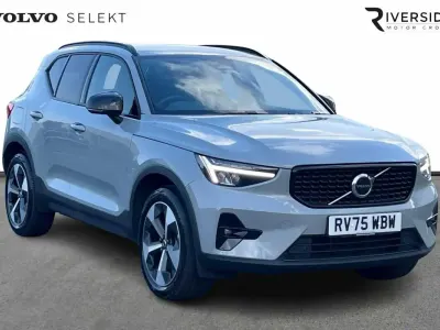 Used Volvo XC40 Plus 163 HP (119 kW) 2025 Vapour grey SUV