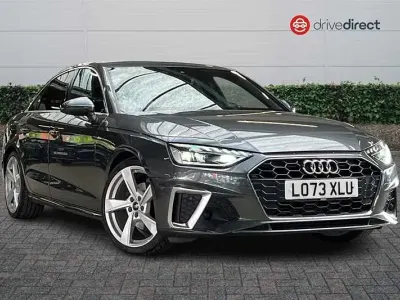 Używany Audi A4 S-Line 150 KM (110 kW) 2023 Szary Sedan/Limuzyna
