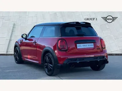 Używany Mini Cooper Sport 136 KM (100 kW) 2021 Czerwony Hatchback