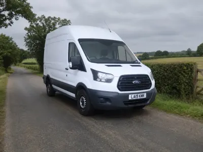 Używany Ford Transit 130 KM (95 kW) 2019 Biały Van