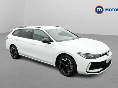 Used VW Passat R-line 204 HP (150 kW) 2025 White Estate
