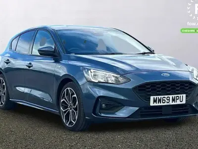 Used Ford Focus ST-Line X 182 HP (133 kW) 2019 Blue Hatchback