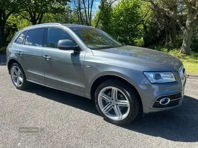 Begagnad Audi Q5 S-line plus 190 HK (139 kW) 2016 Grå SUV