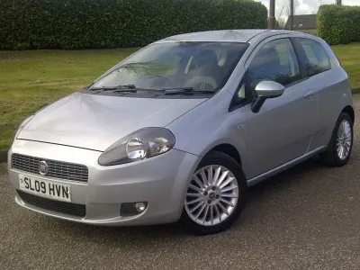Used Fiat Grande Punto 94 HP (69 kW) 2009 Grey Hatchback