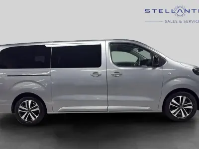 Used Peugeot e-Traveller Allure 98 kW (134 HP) 2024 Grey MPV