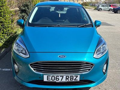 Used Ford Fiesta Titanium 100 HP (73 kW) 2017 Blue Hatchback