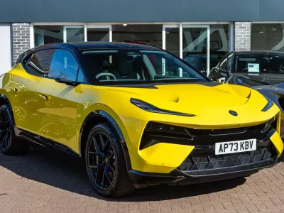 Used Lotus Eletre 675 kW (918 HP) 2023 Yellow SUV