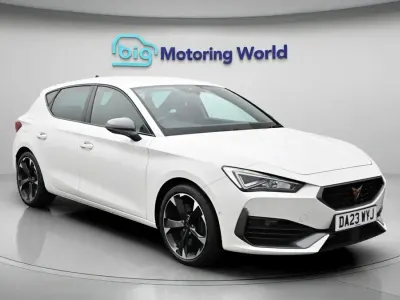 Used Cupra Leon VZ1 310 HP (228 kW) 2023 White Hatchback