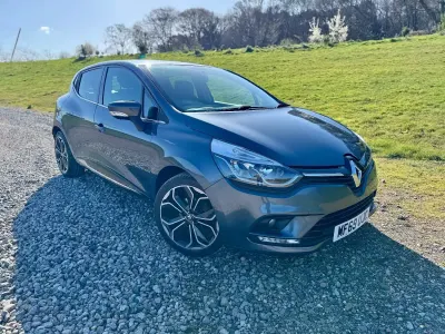 Used Renault Clio Iconic 90 HP (66 kW) 2019 Grey Hatchback
