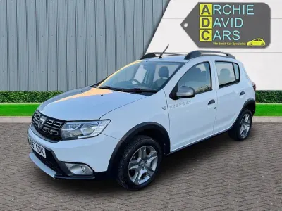 Used Dacia Sandero Stepway Ambiance 90 HP (66 kW) 2017 White Hatchback